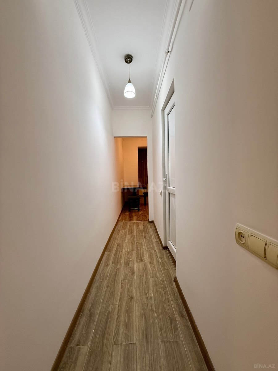 3 otaqlı Köhnə tikili, 28 May m., Bakı