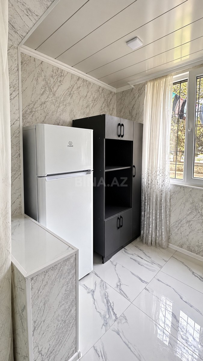 2 otaqlı Köhnə tikili, Neftçilər m., Bakı