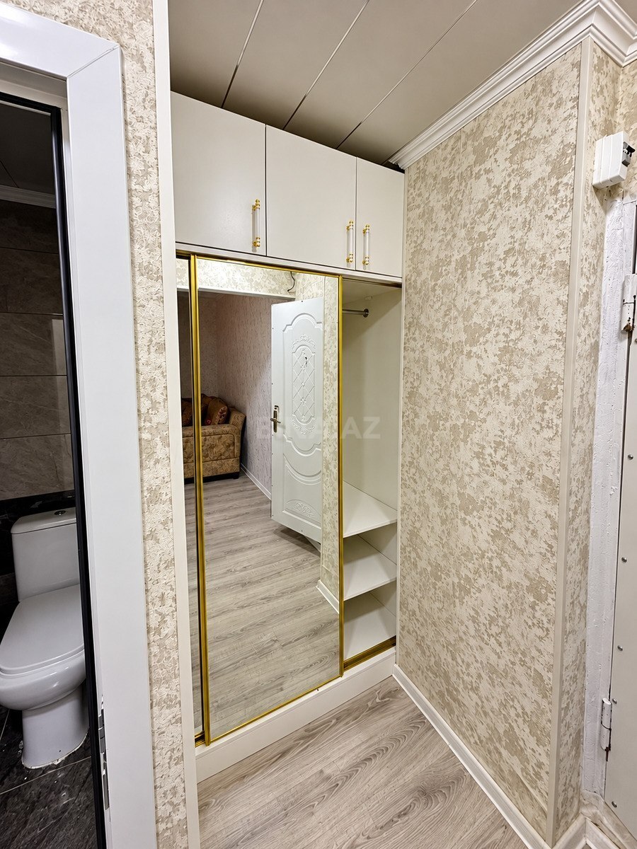 2 otaqlı Köhnə tikili, Neftçilər m., Bakı