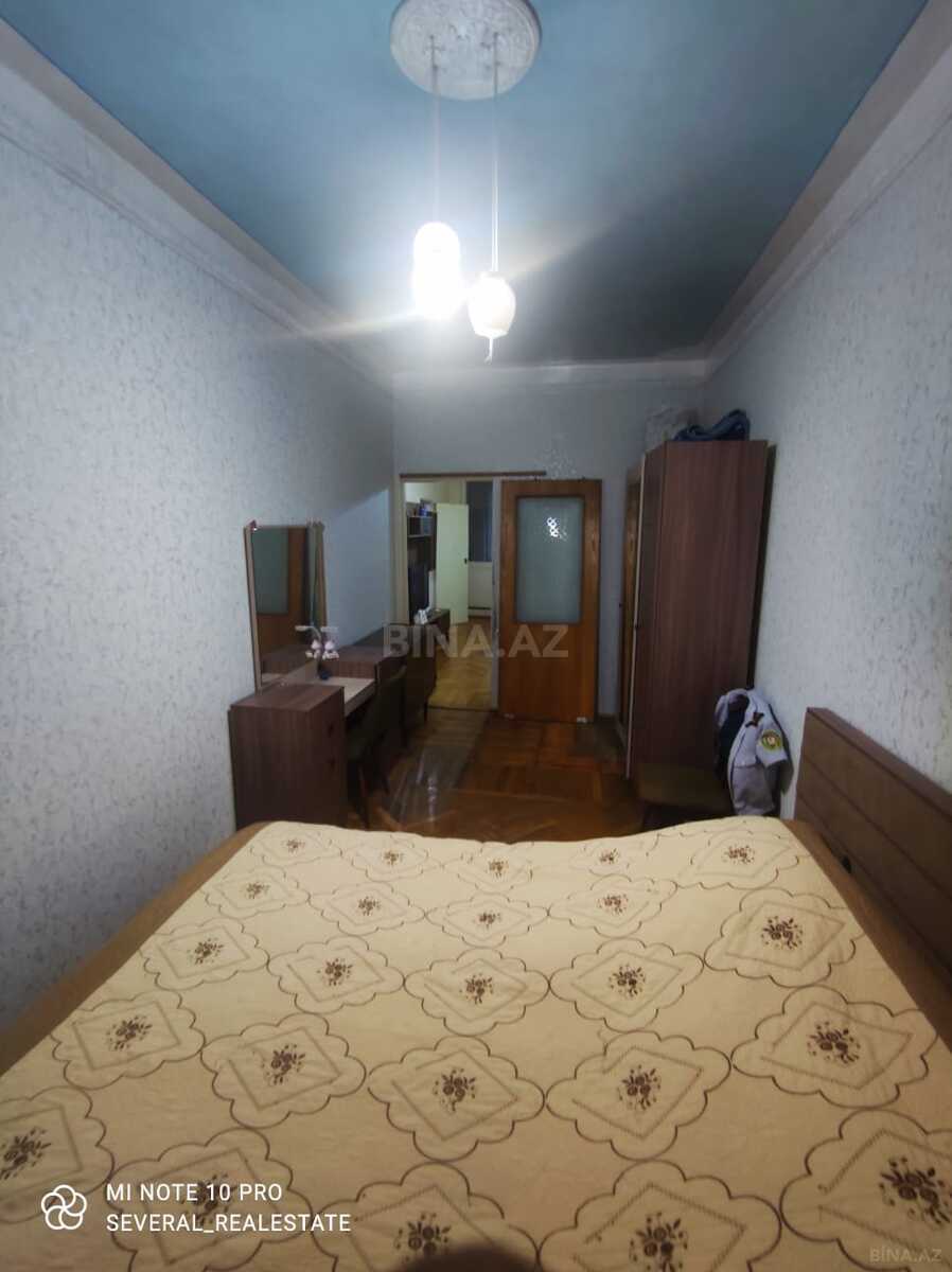 2 otaqlı Köhnə tikili, 8 Noyabr m., Bakı