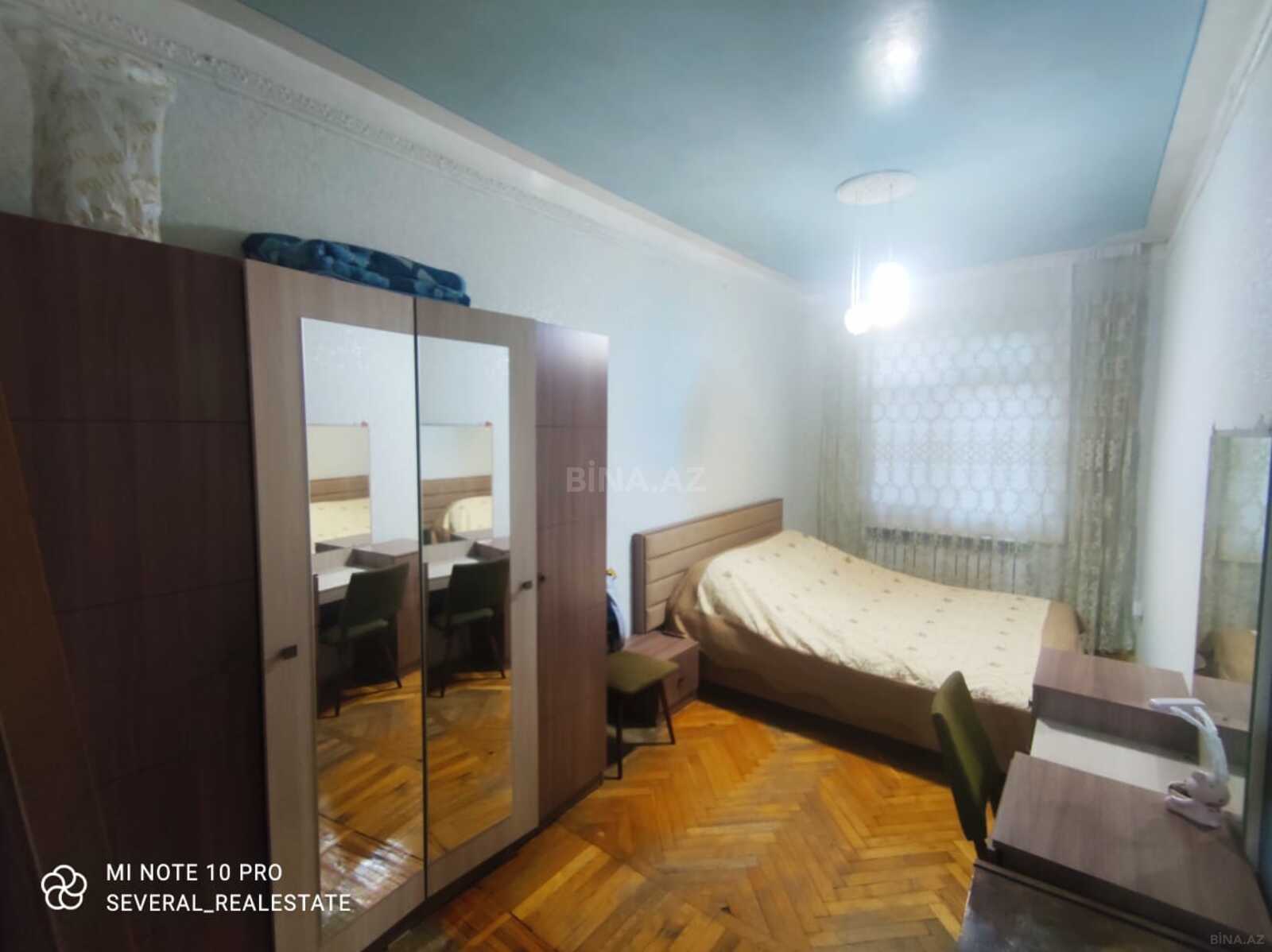 2 otaqlı Köhnə tikili, 8 Noyabr m., Bakı