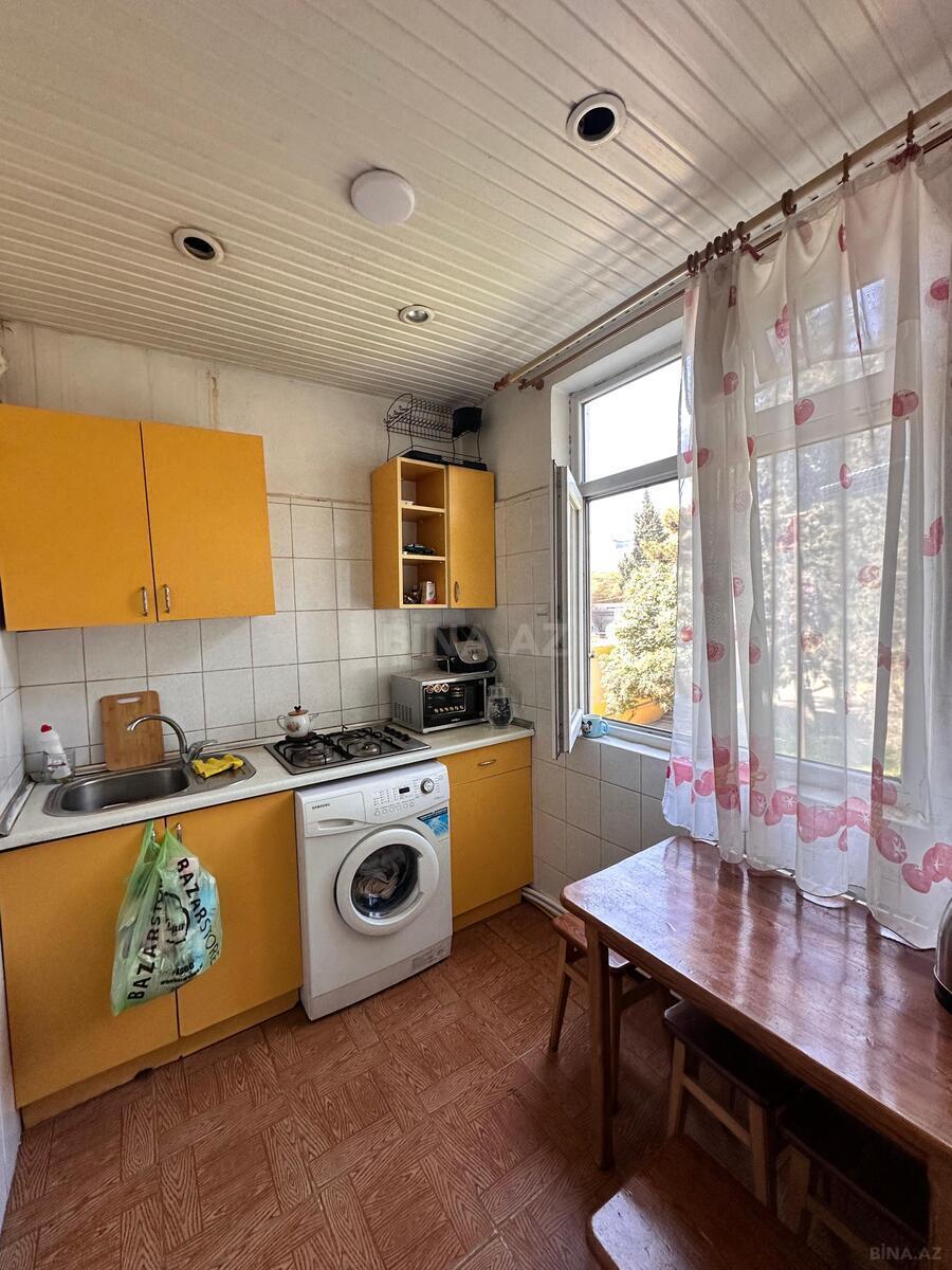 2 otaqlı Köhnə tikili, 8 Noyabr m., Bakı