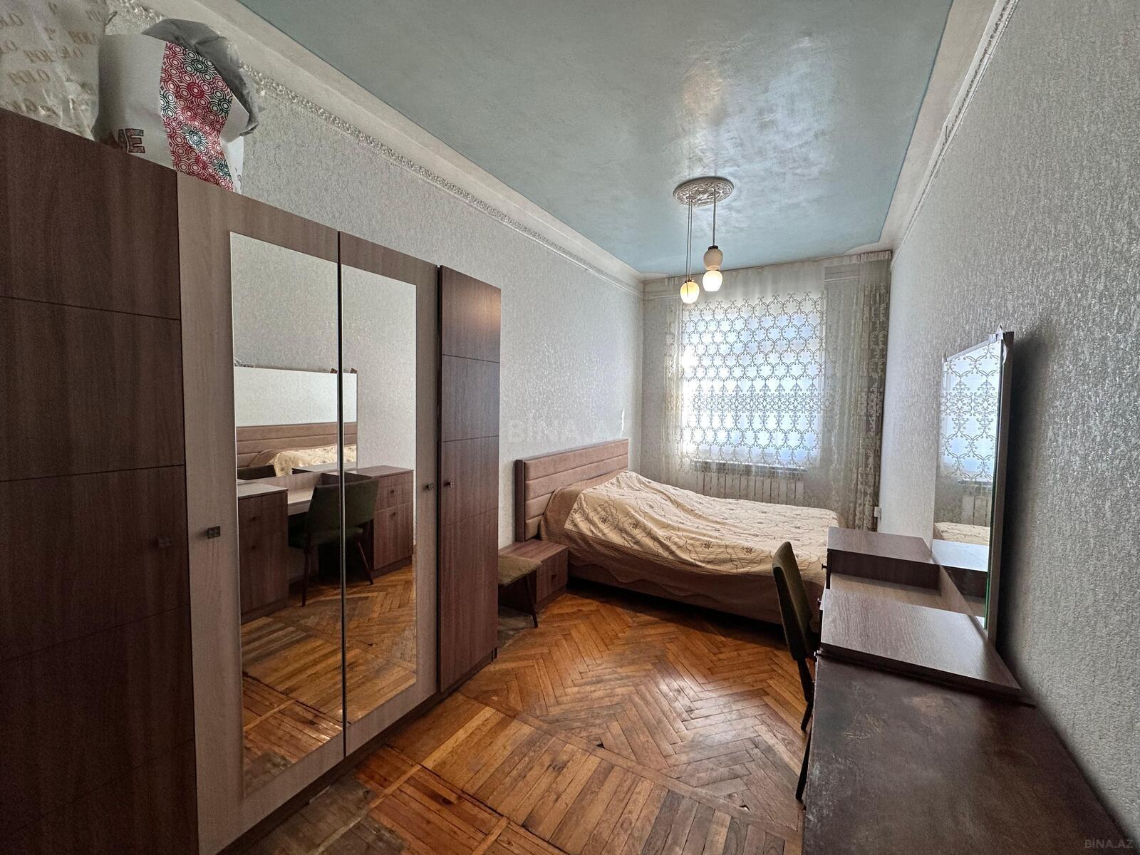 2 otaqlı Köhnə tikili, 8 Noyabr m., Bakı