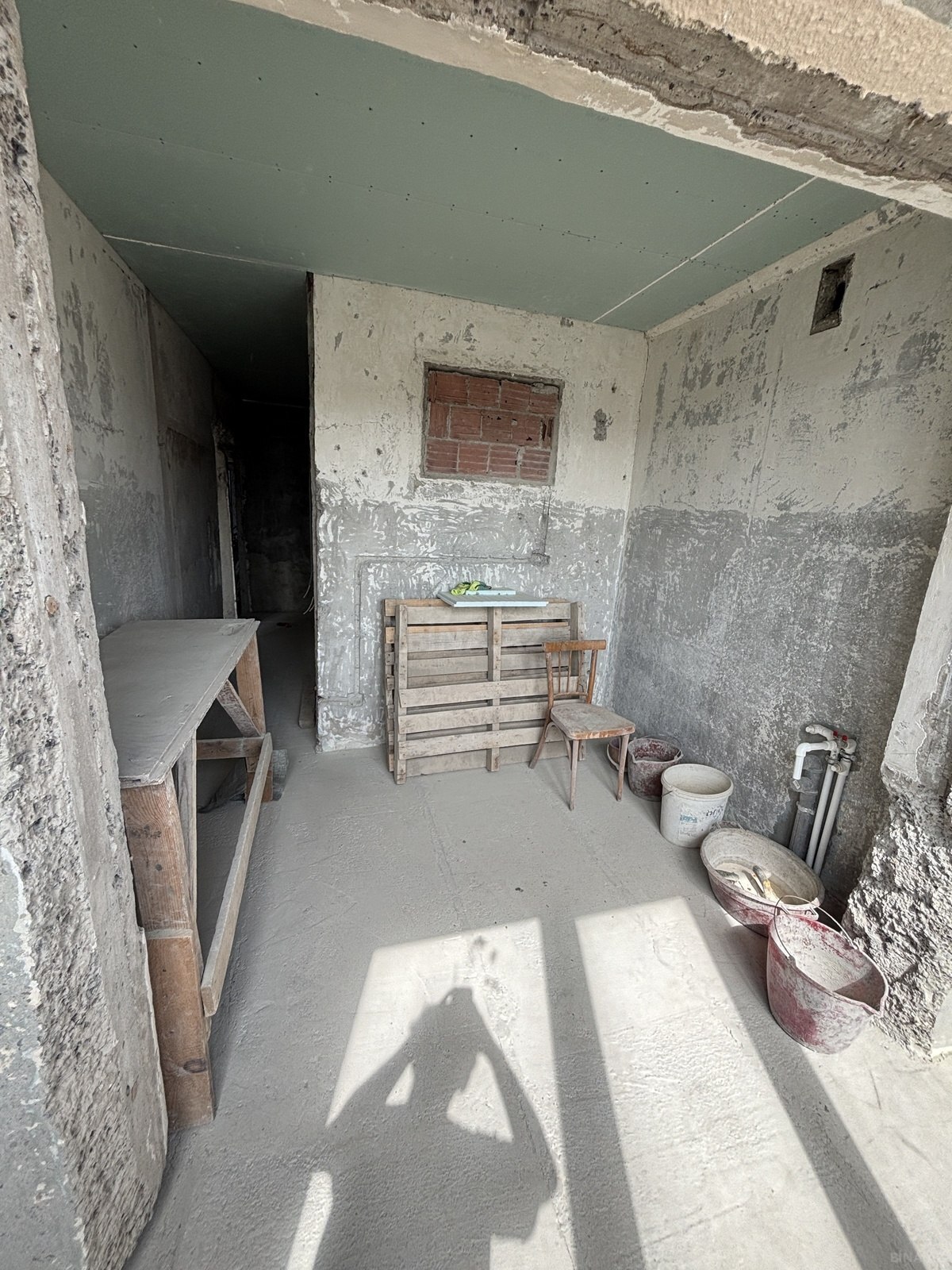 4 otaqlı Köhnə tikili, Qaraçuxur q., Bakı