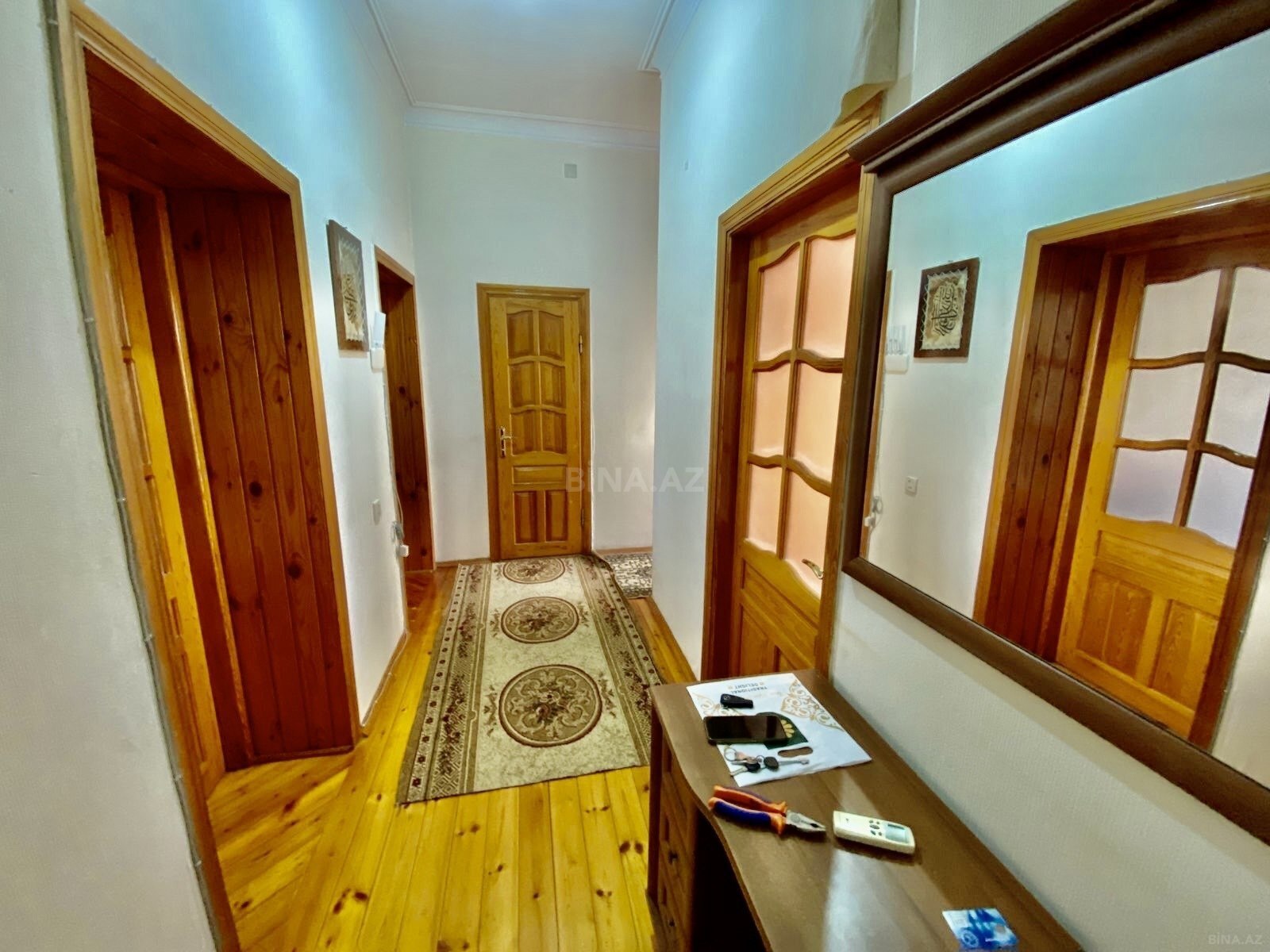 3 otaqlı Köhnə tikili, Qara Qarayev m., Bakı