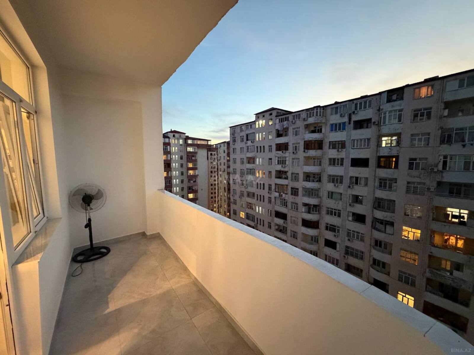 3 otaqlı Yeni tikili, Həzi Aslanov m., Bakı