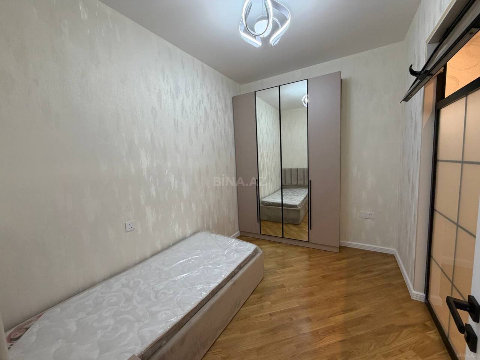 3 otaqlı Yeni tikili, Həzi Aslanov m., Bakı