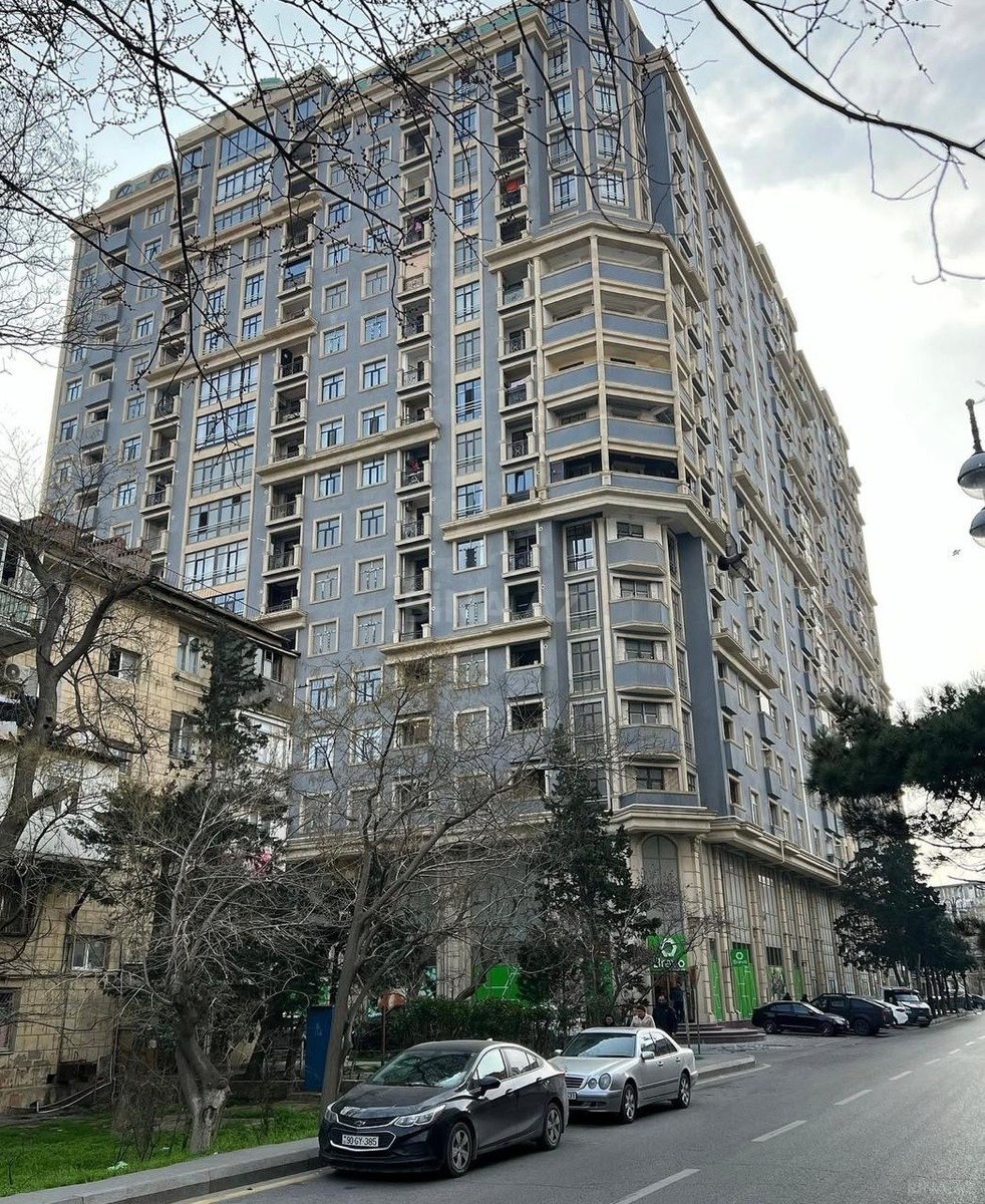 3 otaqlı Yeni tikili, Binəqədi r., Bakı