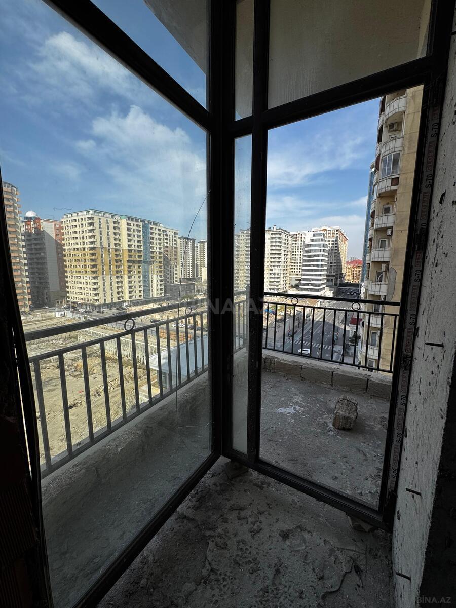 3 otaqlı Yeni tikili, Şah İsmayıl Xətai m., Bakı