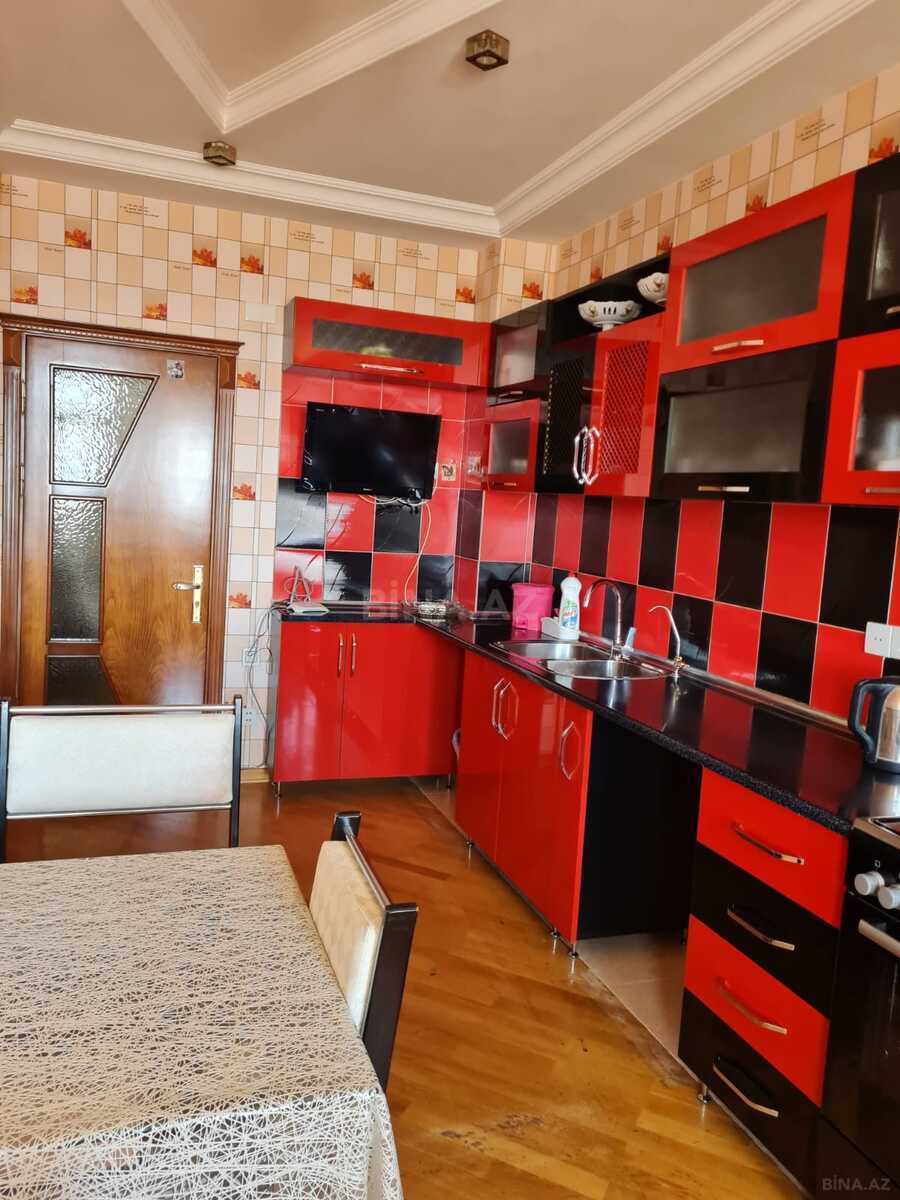 3 otaqlı Yeni tikili, 8-ci kilometr q., Bakı