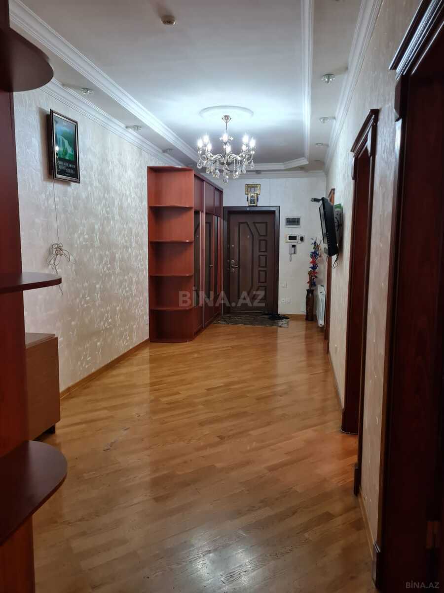 3 otaqlı Yeni tikili, 8-ci kilometr q., Bakı