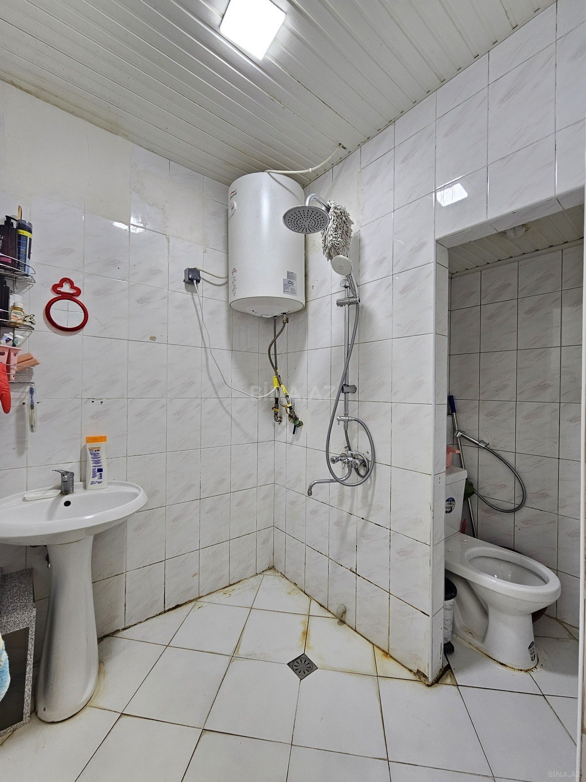 3 otaqlı Köhnə tikili, 20 Yanvar m., Bakı
