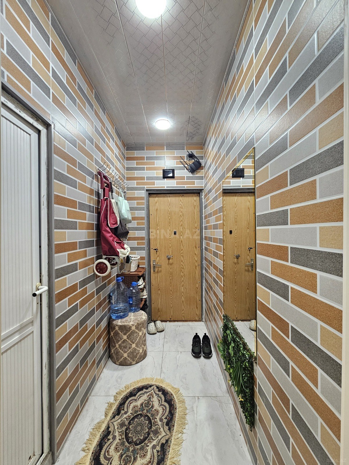 3 otaqlı Köhnə tikili, 20 Yanvar m., Bakı