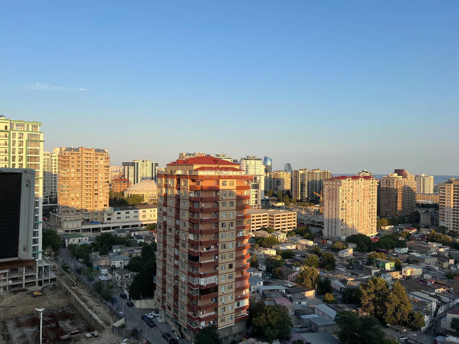 3 otaqlı Yeni tikili, Nizami m., Bakı