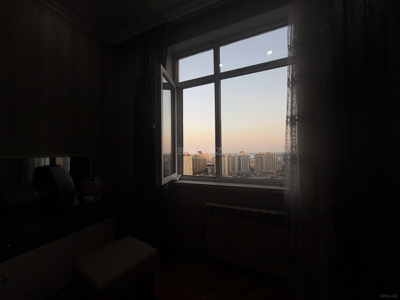 3 otaqlı Yeni tikili, Nizami m., Bakı