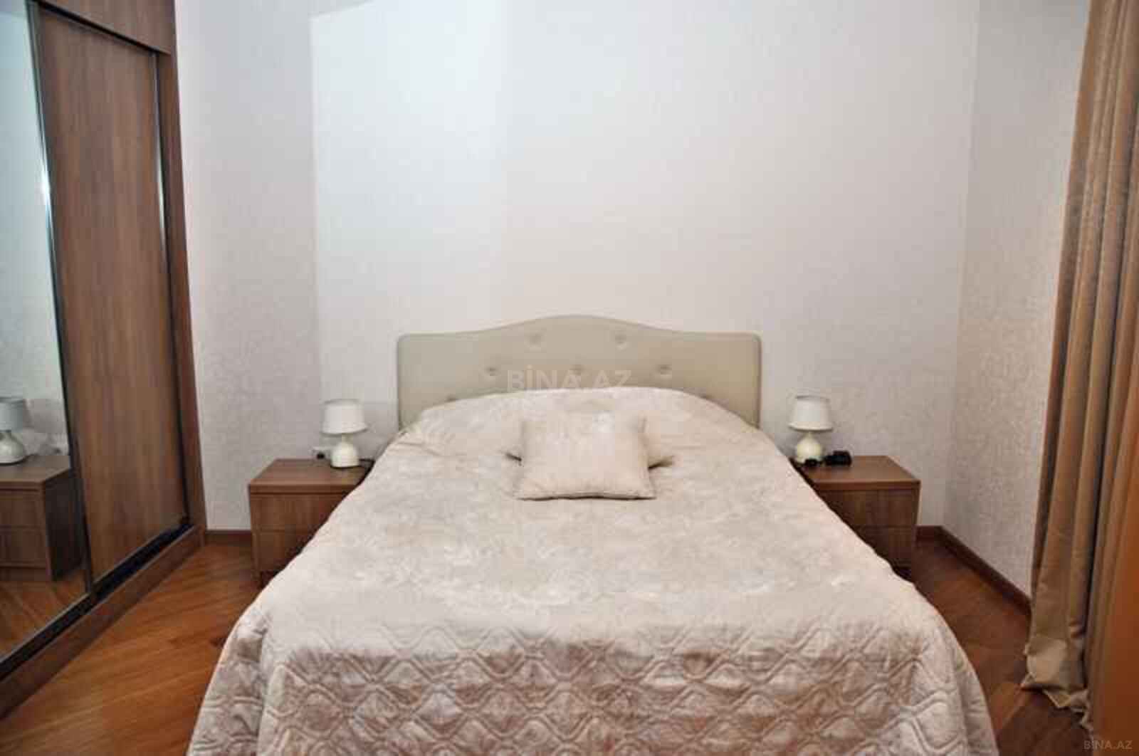 3 otaqlı Köhnə tikili, Sahil m., Bakı