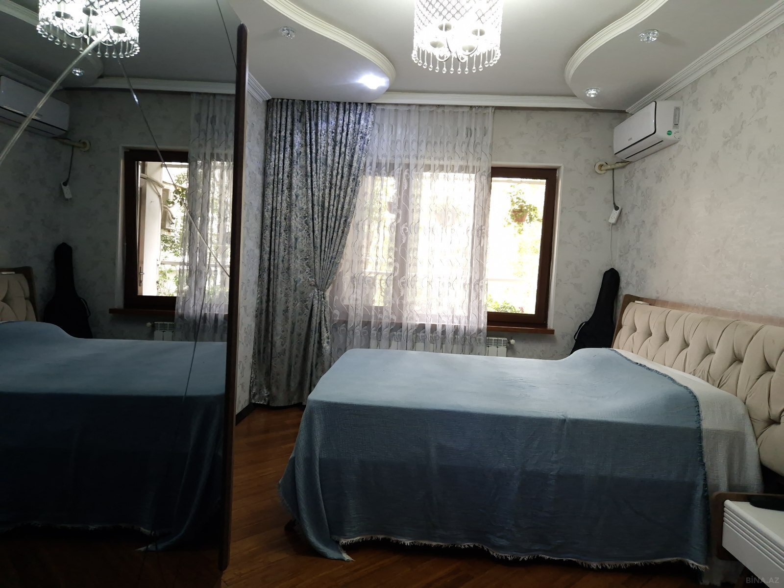 3 otaqlı Köhnə tikili, Xalqlar Dostluğu m., Bakı