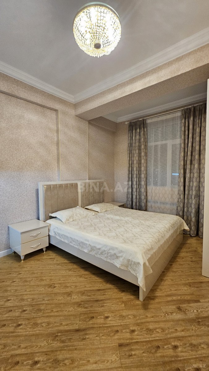 3 otaqlı Yeni tikili, Azadlıq Prospekti m., Bakı