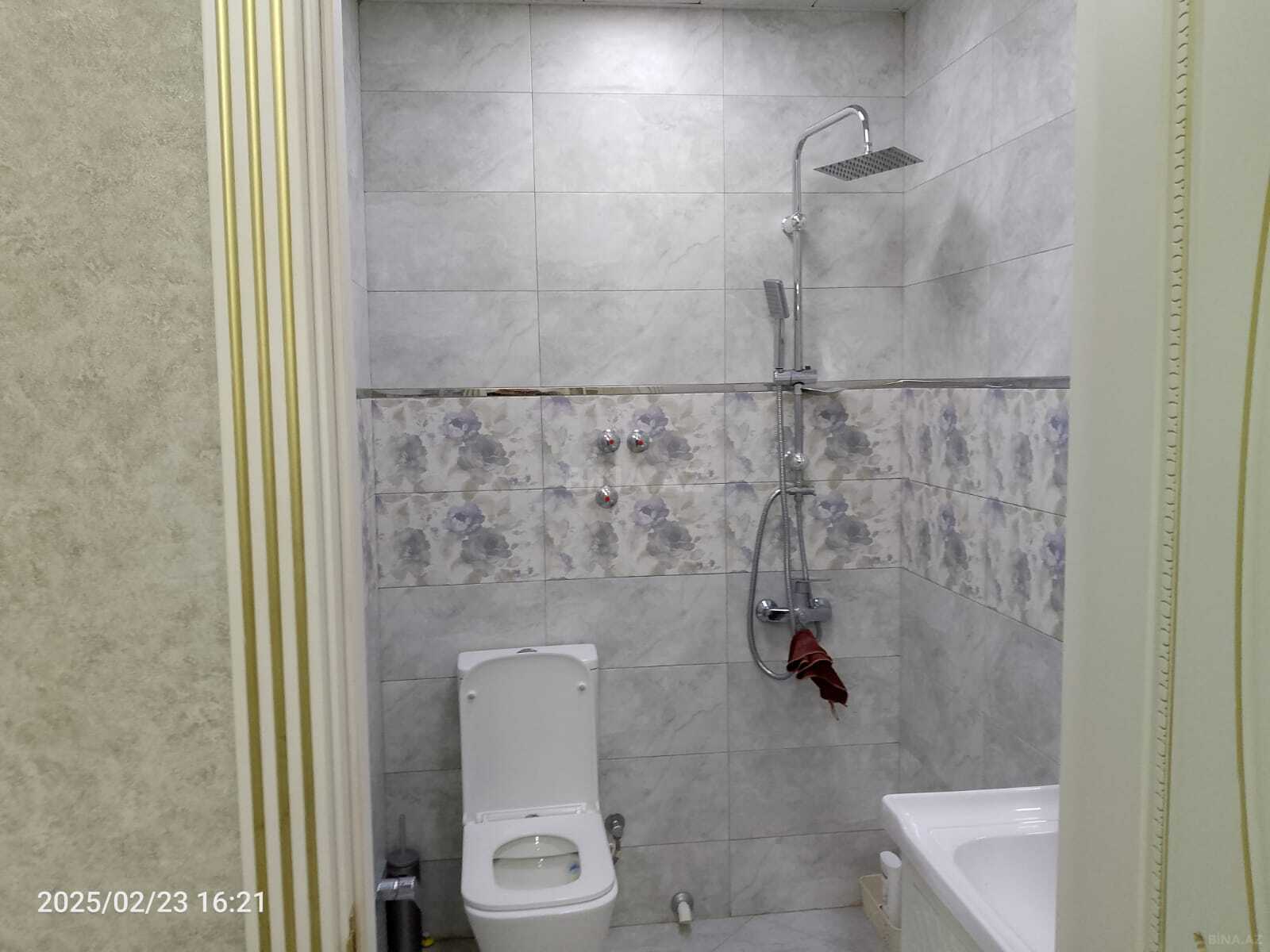 3 otaqlı Yeni tikili, Memar Əcəmi m., Bakı