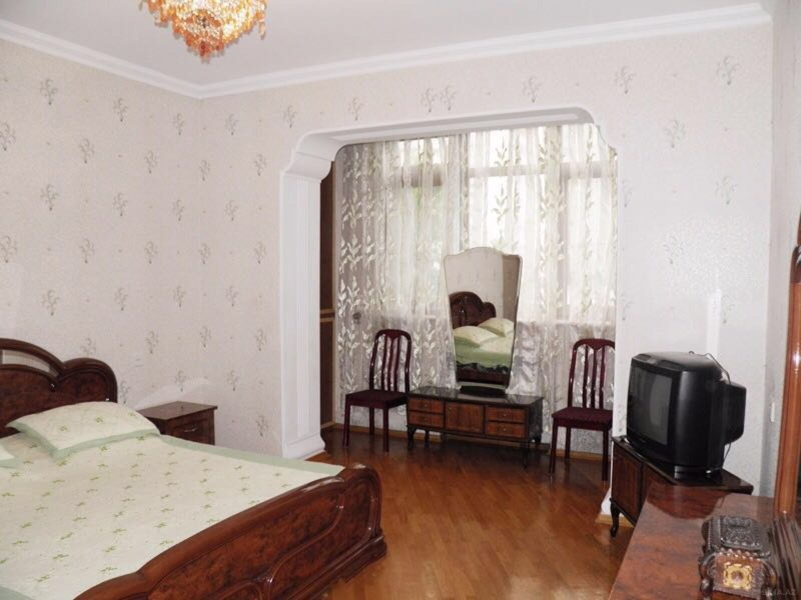 2 otaqlı Köhnə tikili, Sahil m., Bakı