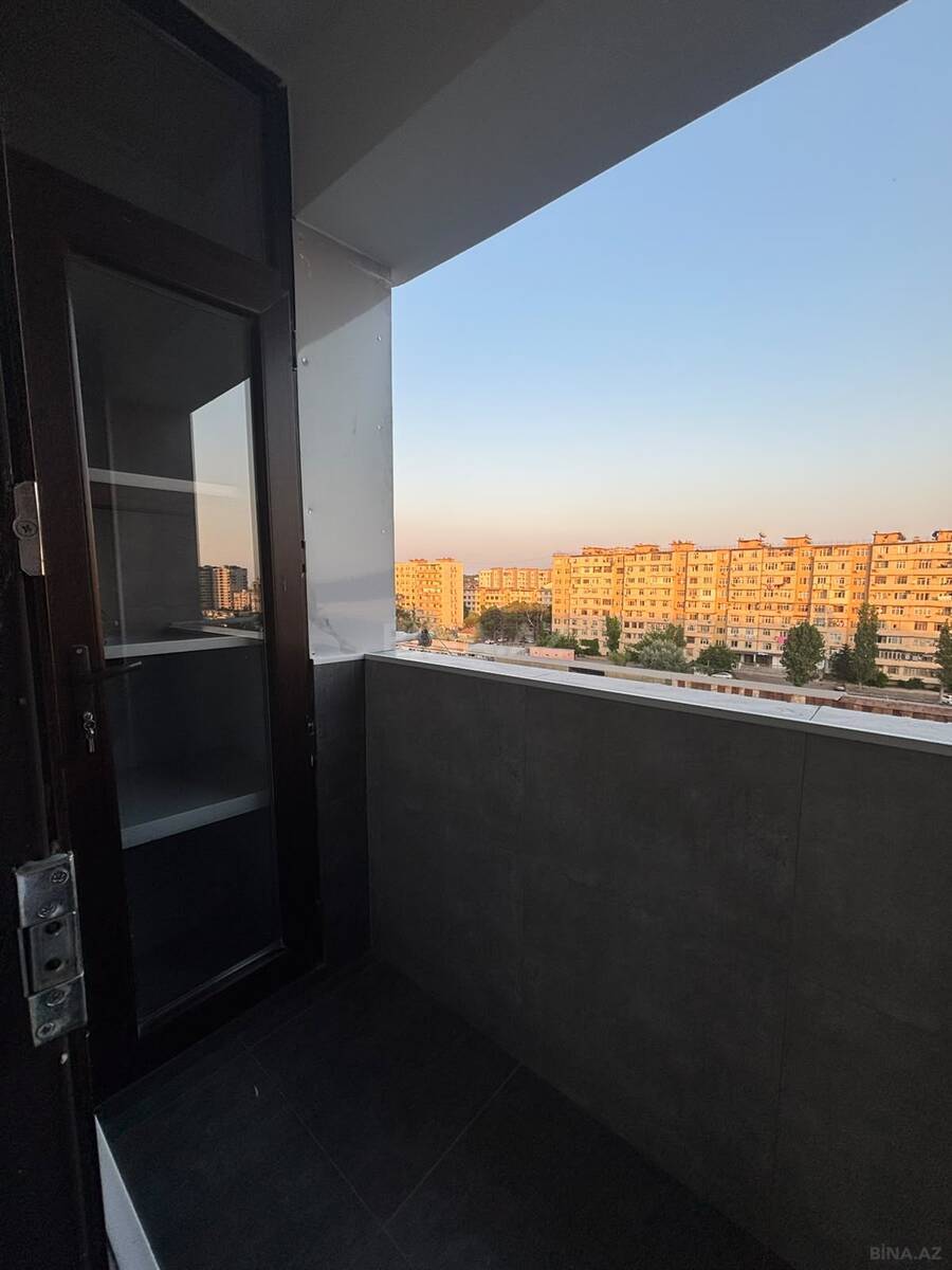 3 otaqlı Köhnə tikili, Xalqlar Dostluğu m., Bakı