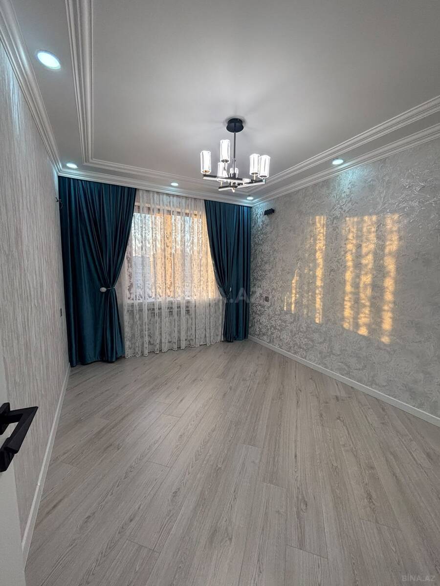 3 otaqlı Köhnə tikili, Xalqlar Dostluğu m., Bakı