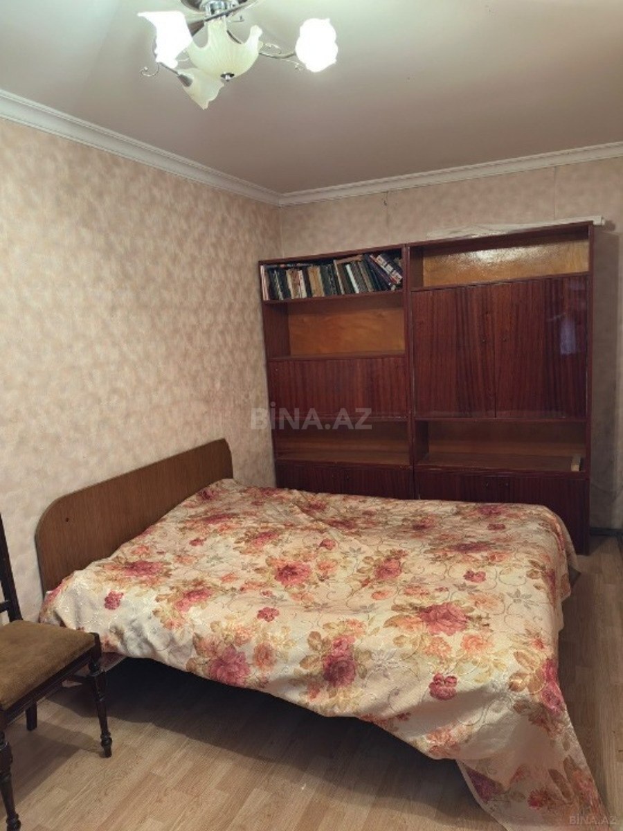 2 otaqlı Köhnə tikili, İnşaatçılar m., Bakı