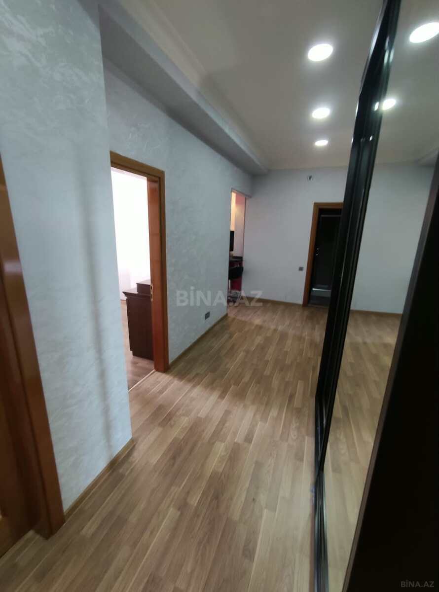 3 otaqlı Yeni tikili, İnşaatçılar m., Bakı