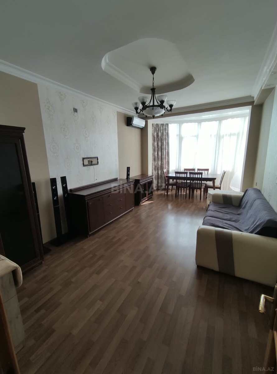 3 otaqlı Yeni tikili, İnşaatçılar m., Bakı