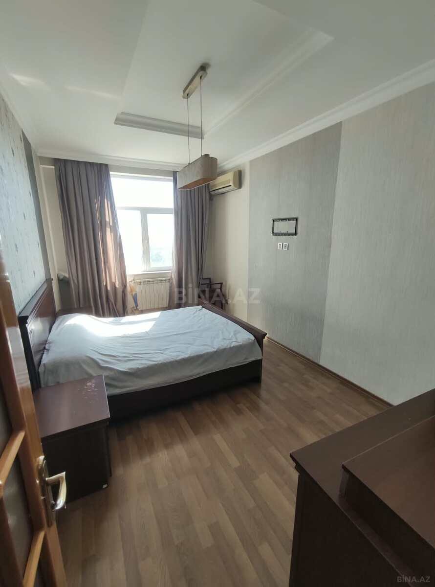 3 otaqlı Yeni tikili, İnşaatçılar m., Bakı