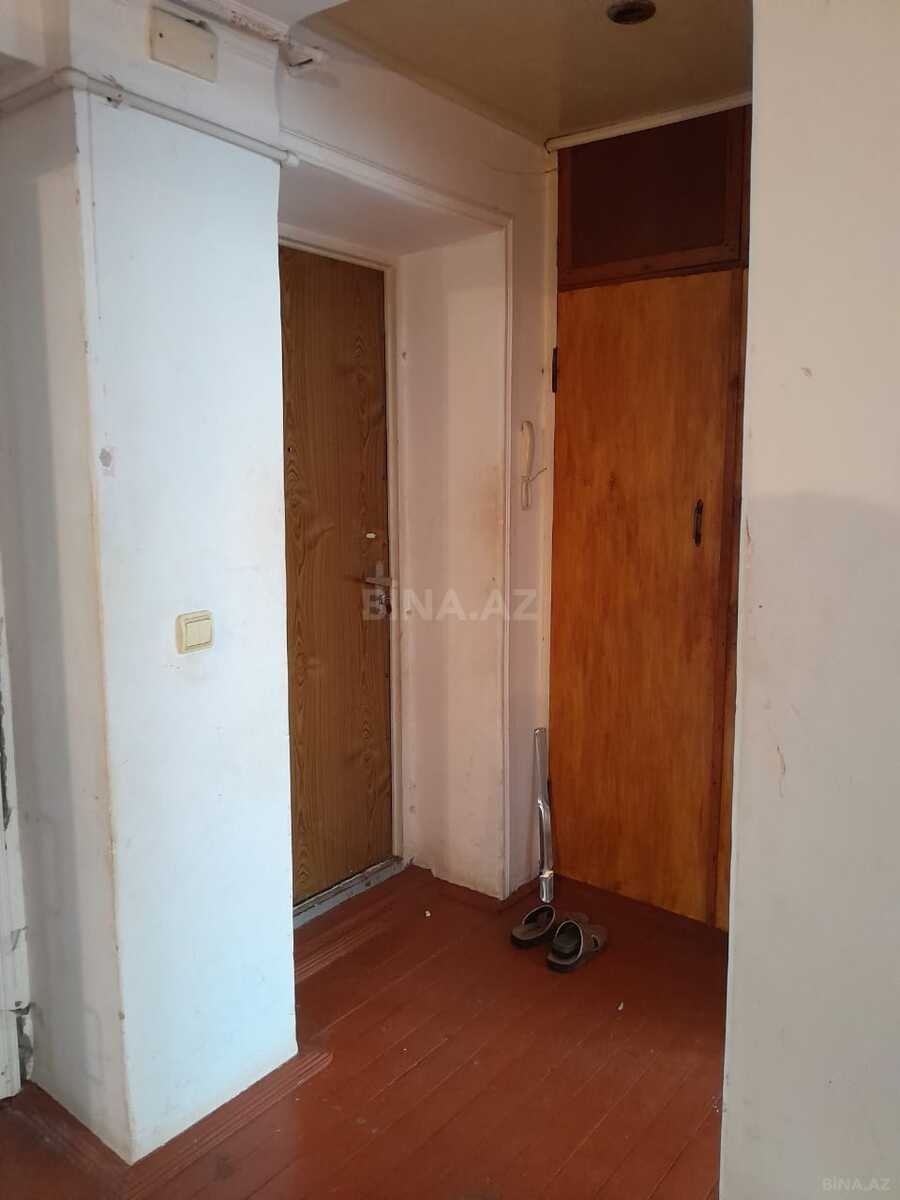2 otaqlı Köhnə tikili, Elmlər Akademiyası m., Bakı