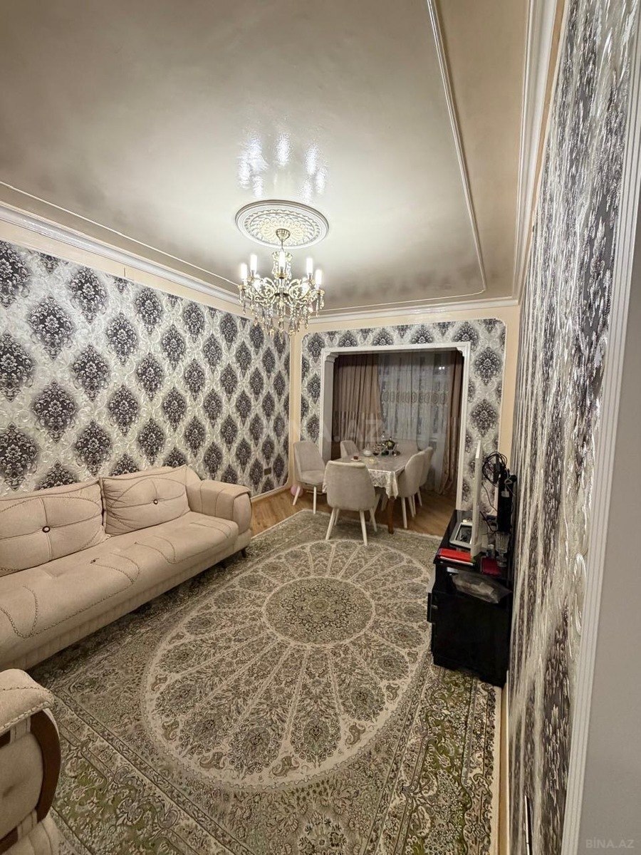 4 otaqlı Köhnə tikili, Azadlıq Prospekti m., Bakı