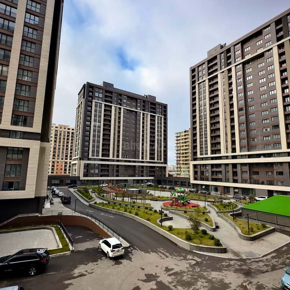 3 otaqlı Yeni tikili, Ağ şəhər q., Bakı