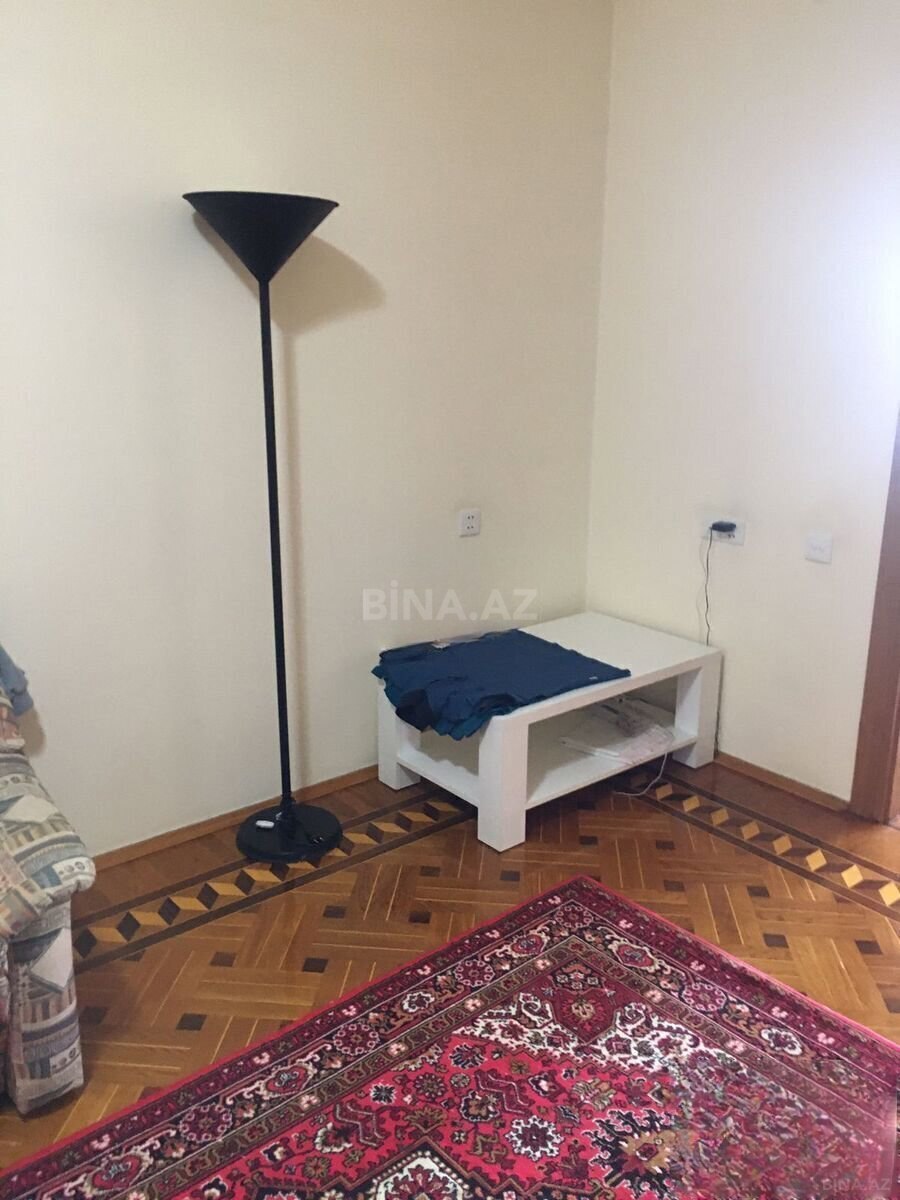 2 otaqlı Köhnə tikili, Sahil m., Bakı