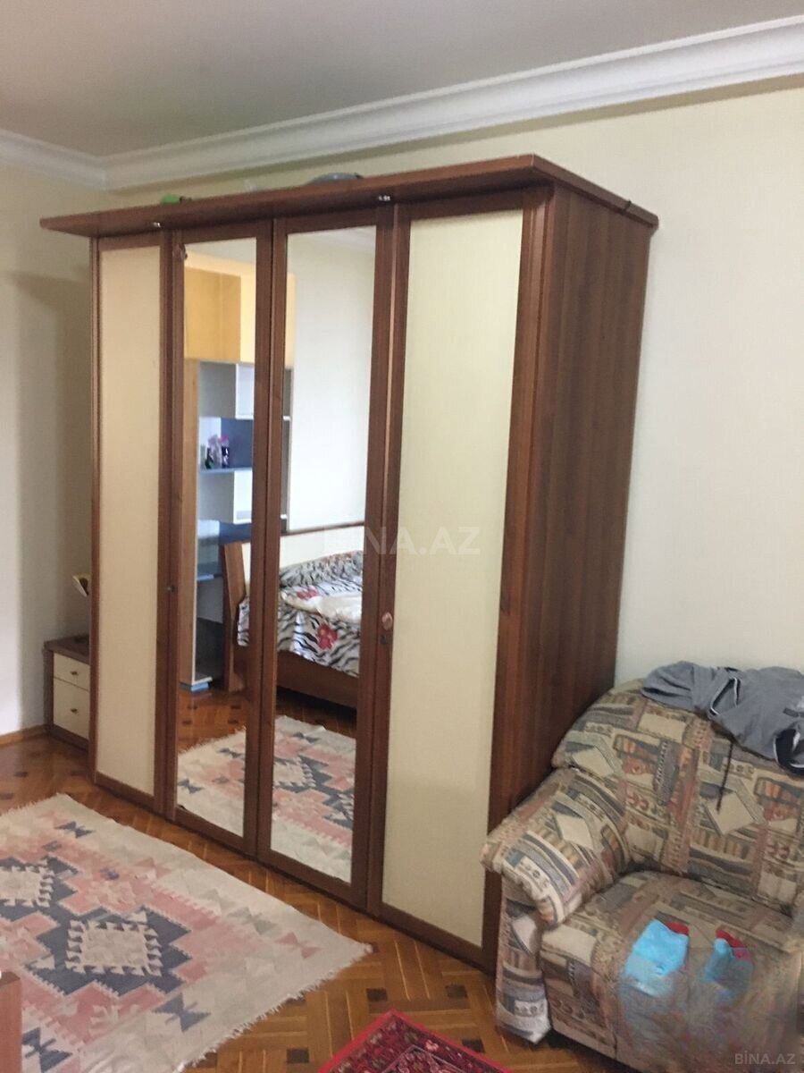 2 otaqlı Köhnə tikili, Sahil m., Bakı
