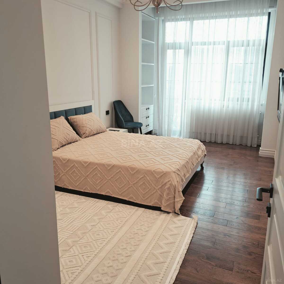 3 otaqlı Yeni tikili, Elmlər Akademiyası m., Bakı