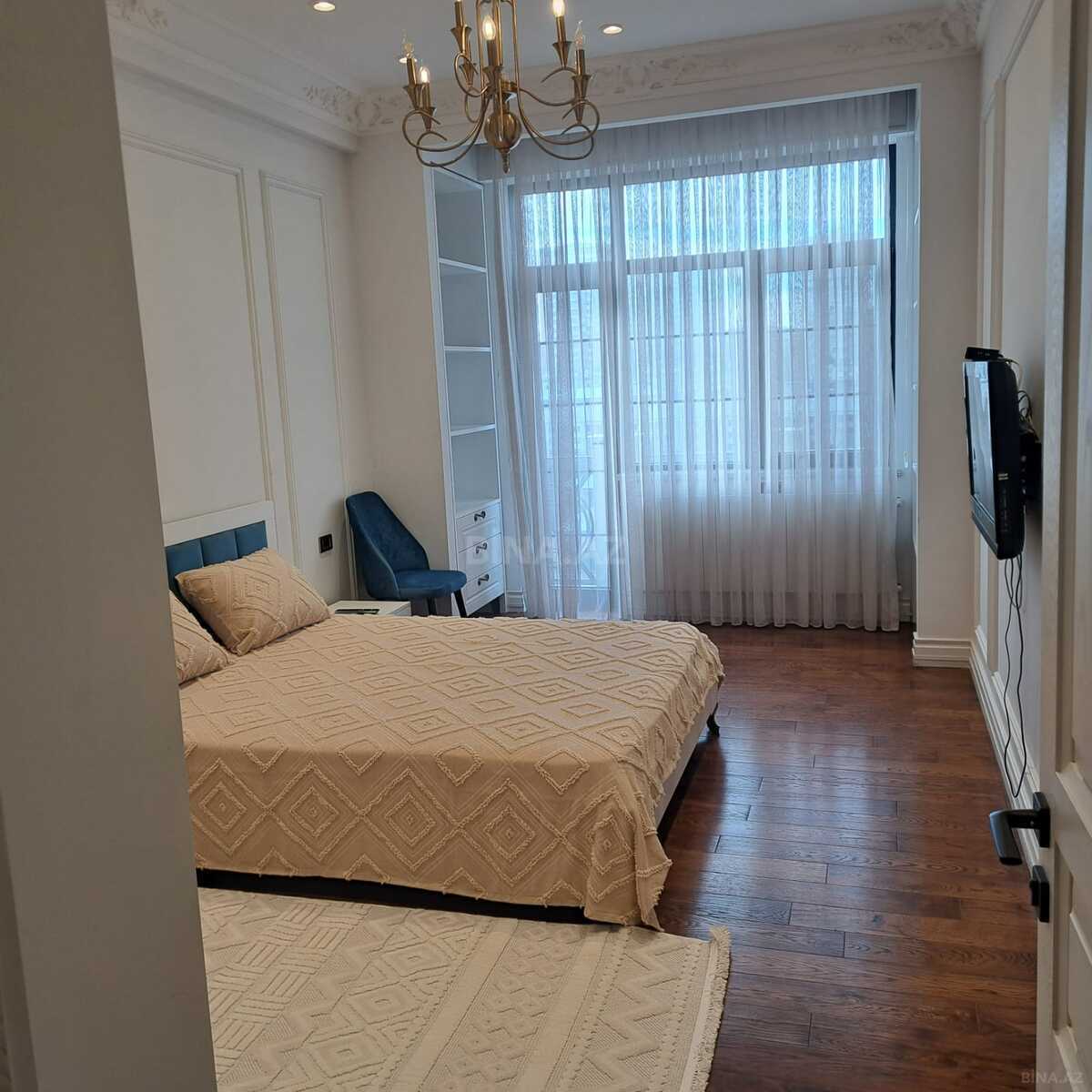 3 otaqlı Yeni tikili, Elmlər Akademiyası m., Bakı