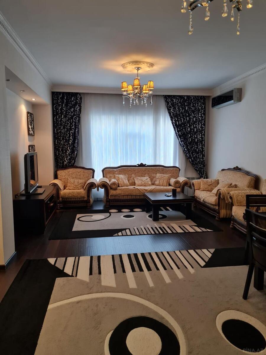 4 otaqlı Yeni tikili, Gənclik m., Bakı