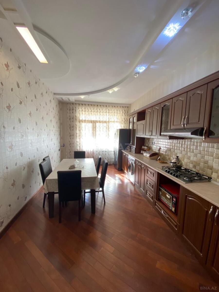 3 otaqlı Yeni tikili, İnşaatçılar m., Bakı