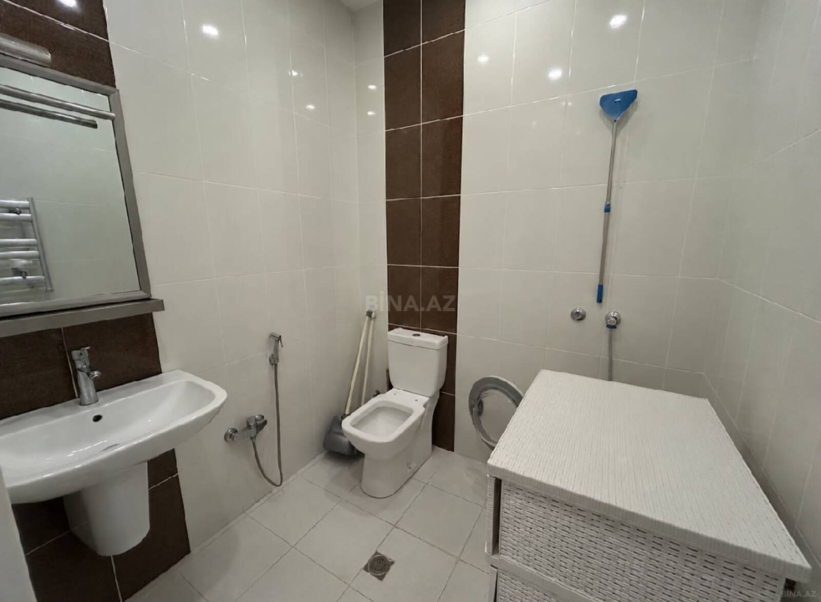 3 otaqlı Yeni tikili, Elmlər Akademiyası m., Bakı