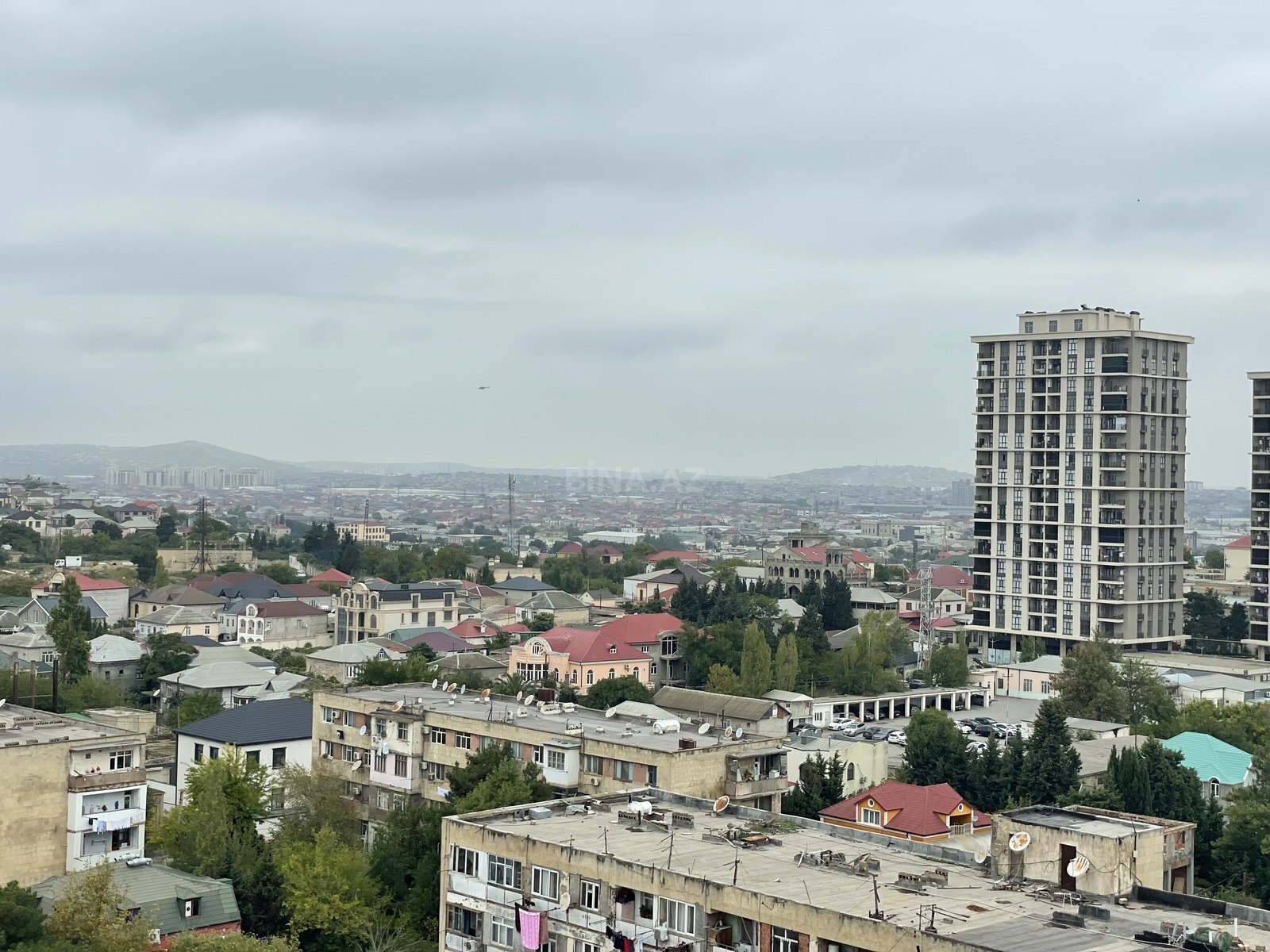 3 otaqlı Yeni tikili, 7-ci mikrorayon q., Bakı