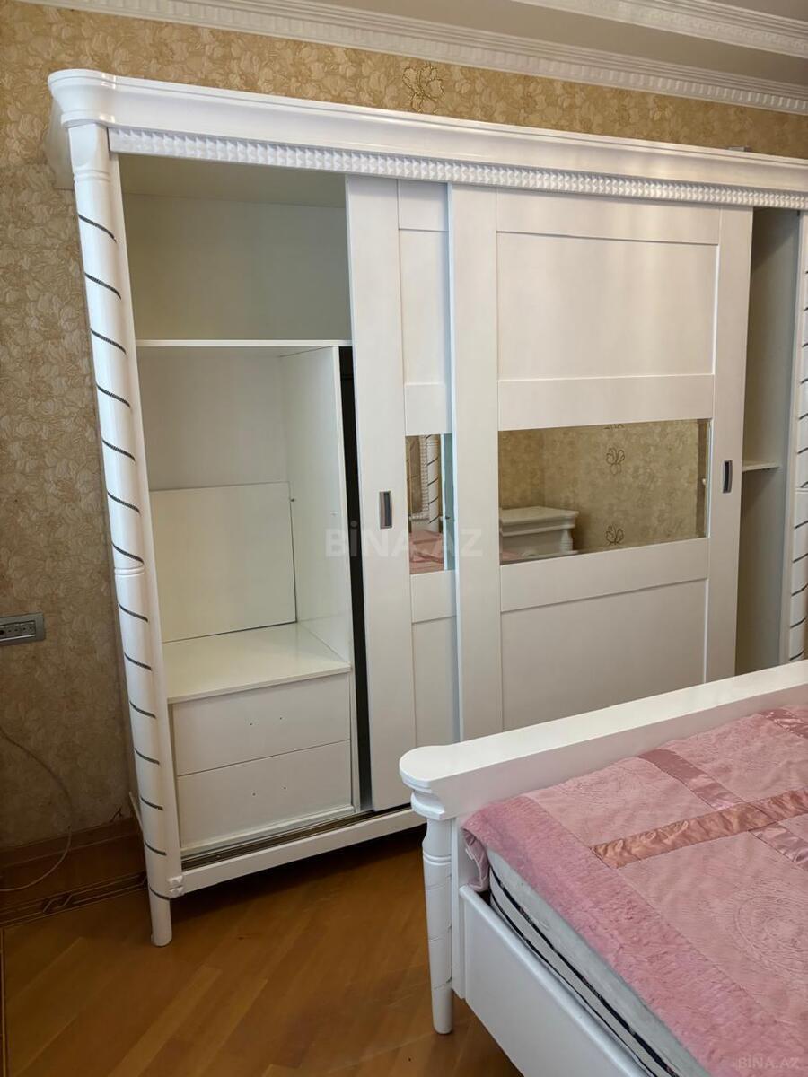 2 otaqlı Yeni tikili, 8-ci mikrorayon q., Bakı