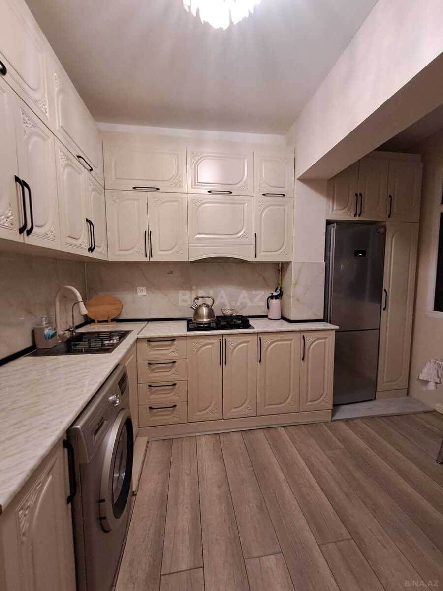 2 otaqlı Köhnə tikili, Azadlıq Prospekti m., Bakı