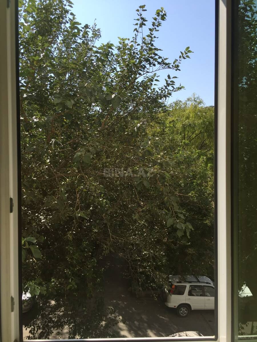 2 otaqlı Köhnə tikili, Bayıl q., Bakı