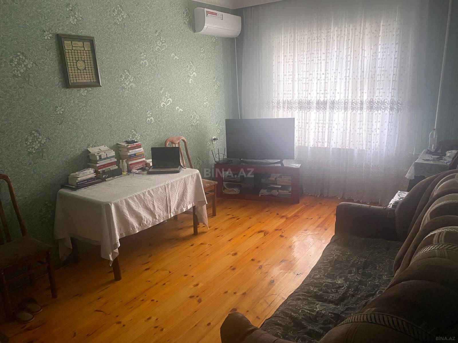 2 otaqlı Köhnə tikili, İnşaatçılar m., Bakı