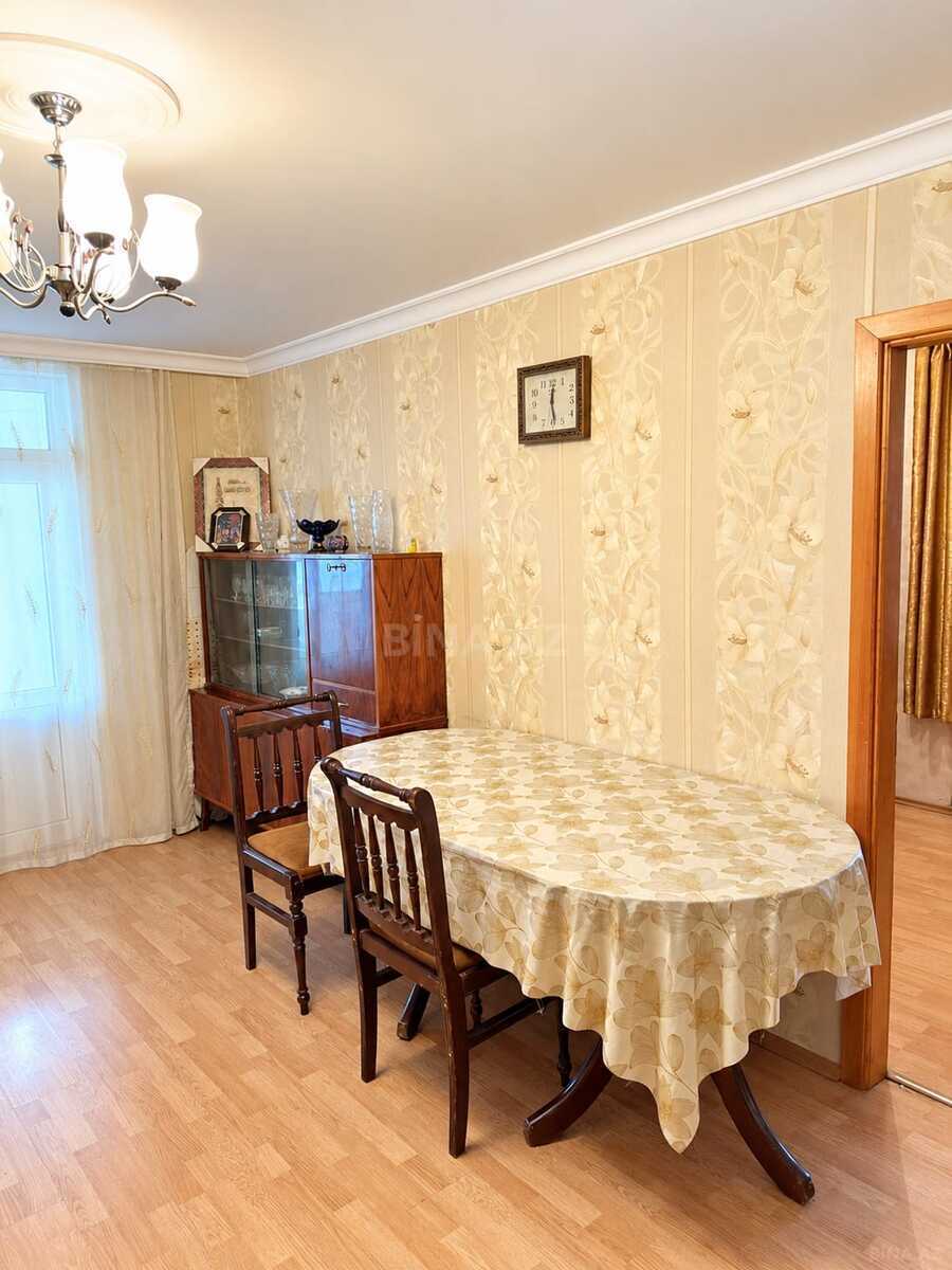 2 otaqlı Köhnə tikili, İnşaatçılar m., Bakı