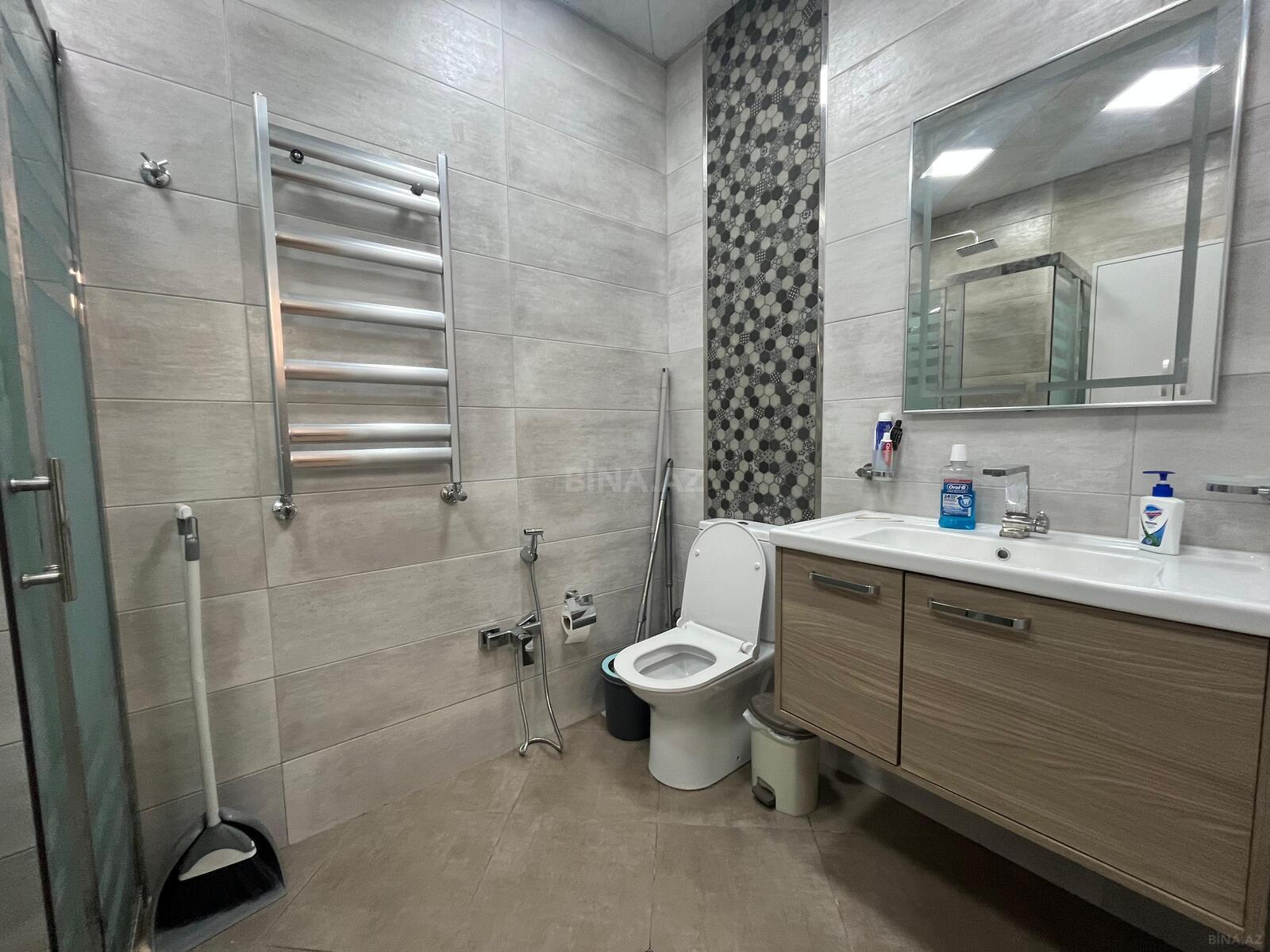 2 otaqlı Yeni tikili, 8 Noyabr m., Bakı