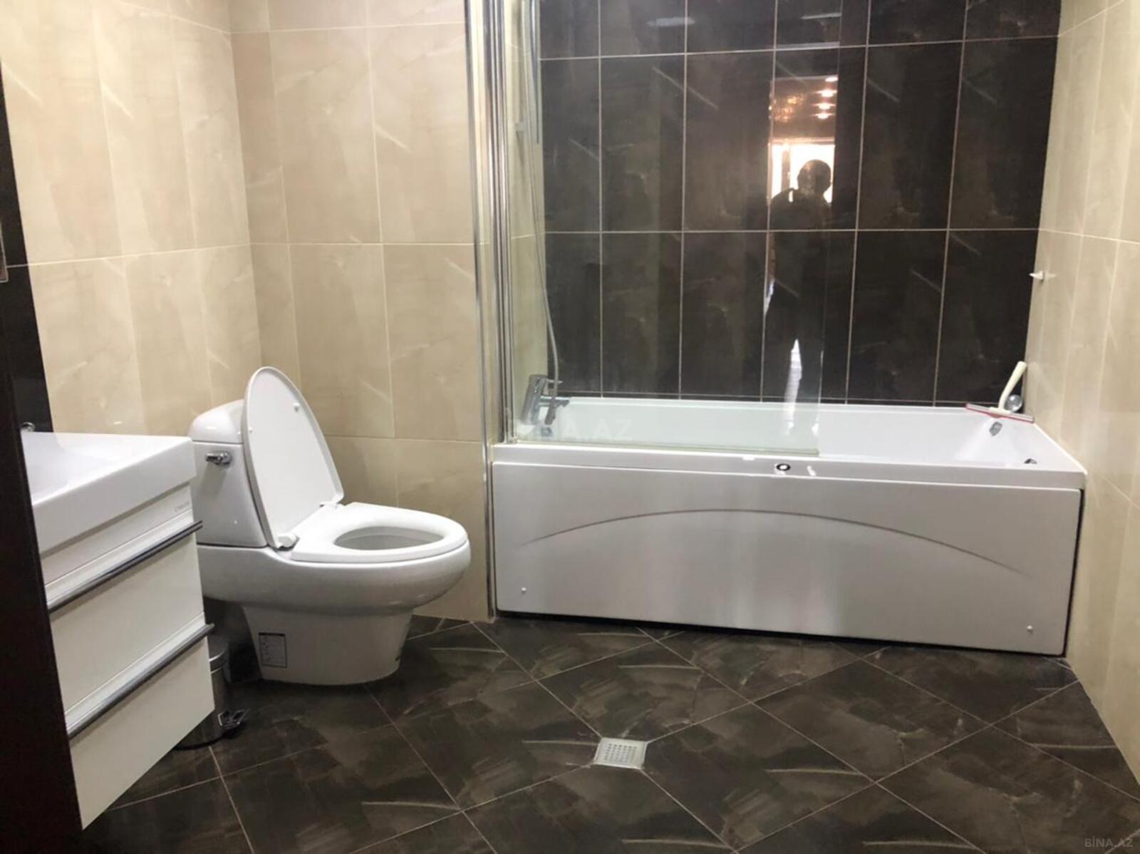 4 otaqlı Yeni tikili, Səbail r., Bakı