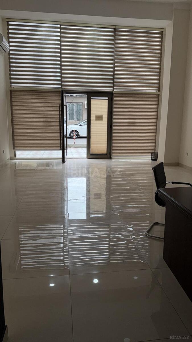 Obyekt 8 Noyabr m., Bakı