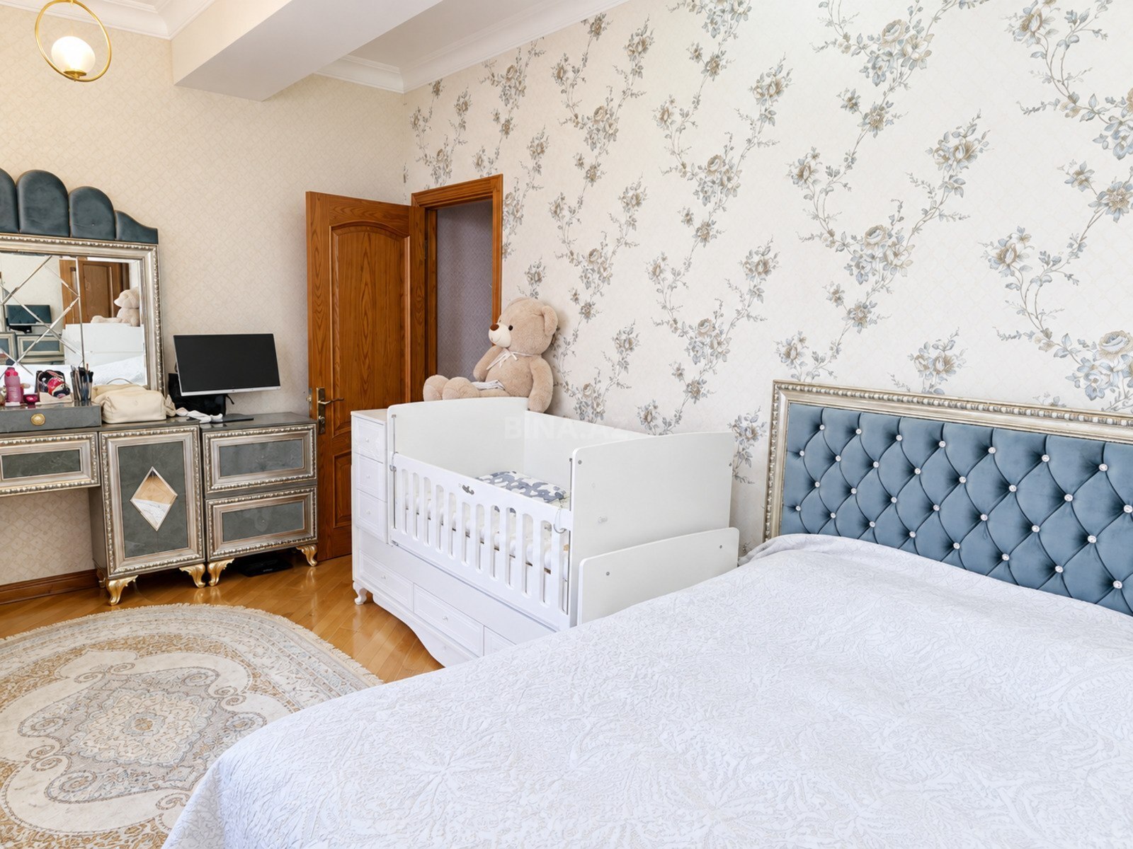 3 otaqlı Yeni tikili, Qara Qarayev m., Bakı